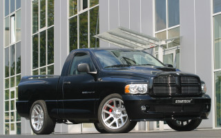 Black truck building large window - a large window free wallpaper