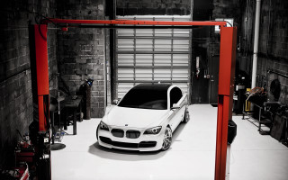 White car garage red pole - daren bader free wallpaper