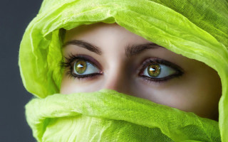 Woman green veil green eyes - egyptian art free wallpaper
