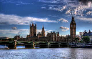 Large building clock tower bridge 4 - christopher wren free wallpaper