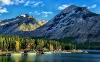Lake mountain boats forest scenery - a forest in the foreground free wallpaper