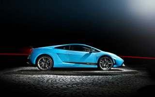 Blue sports car dark room 23 - a blue sports car free wallpaper for desktop