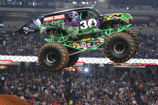 Monster truck air crowd stadium - dave arredondo free wallpaper