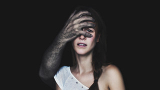 Creepy woman hands up elden - brooke shaden free wallpaper