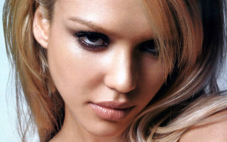Woman pony tail hyperrealistic seductive - seductive look free wallpaper