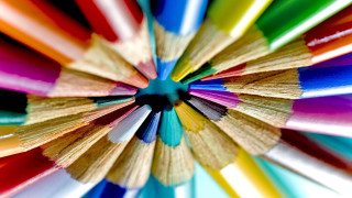 Rainbow colored pencils circle crayon 2 - crayon art free wallpaper