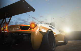 Yellow sports car bright light - f 8 aperture free wallpaper
