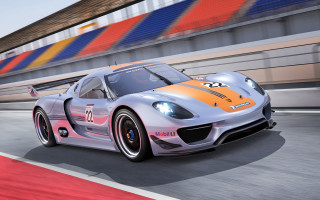 Silver sports car race track 13 - a silver sports car free wallpaper for desktop