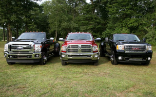 Three trucks field trees grass - free cars wallpaper