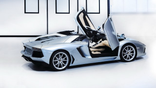 Silver sports car open rooms - white wall free wallpaper