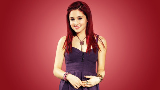 Woman red hair necklace purple - grey background free wallpaper