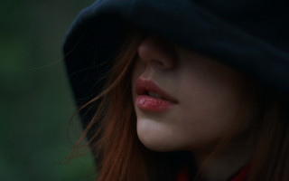 Red hair hat closed eyes - the distance free wallpaper