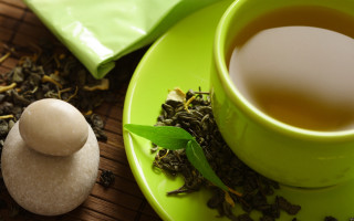 Tea cup tea leaves rock - a bamboo mat free wallpaper