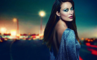 Gothic cityscape night moon bluedress - her face free wallpaper for desktop