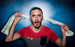 Surprised old man bald beard - look free wallpaper for desktop