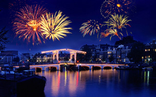 Bridge lit arch fireworks city - a bridge free wallpaper
