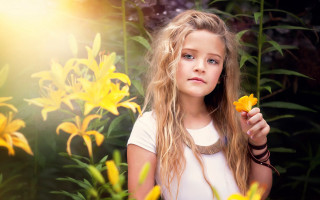 Girl flower smile outdoors nature - her face free wallpaper for desktop