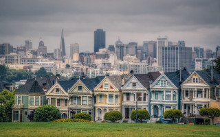 Cityscape houses bridge tower fence - a row of houses free wallpaper