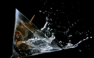 Water glass stuffed animal toothbrush - a toothbrush free wallpaper