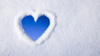 Heart snow frame blue sky - an gyeon free wallpaper for desktop