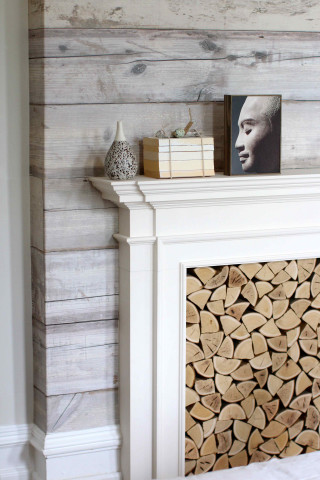Fireplace logs picture white walls - andries stock free wallpaper