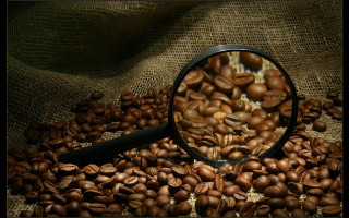 Magnifyingglass coffeebeans burlap sack stilllife - cloth free wallpaper