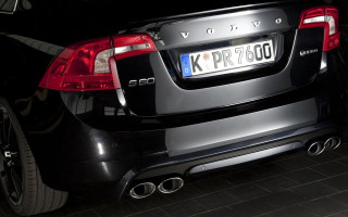Black car garage photorealistic detailing - a garage free wallpaper