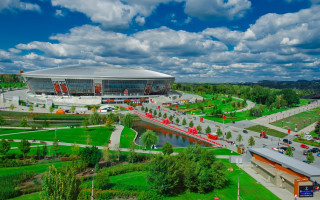 Stadium river trees people zenith - abram arkhipov free wallpaper