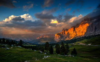 Mountain range sunset clouds trees 8 - beautiful landscape free wallpaper for desktop