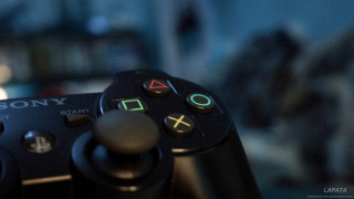 Video game controller blurry bookshelf - video game free wallpaper