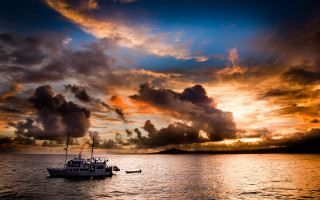 Boat water sunset cloudy sky 2 - cloudy free wallpaper
