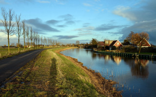 Road water houses trees tiltshift - house free wallpaper