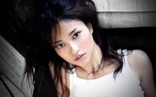 Woman longhair whitepiano portrait bangs - chizuko yoshida free wallpaper