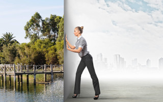 Woman business suit bridge city - institutional free wallpaper