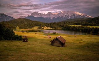 Small huts lake mountains bernd - a couple free wallpaper