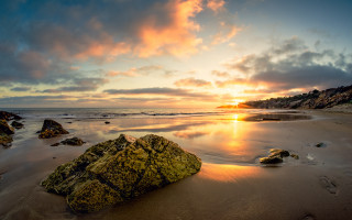 Rock beach sunset clouds matte - a matte painting free wallpaper for desktop