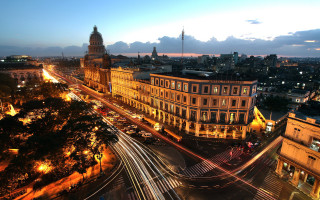 City street clock tower night 8 - traffic free wallpaper
