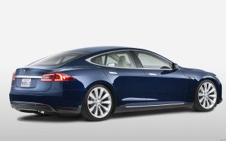 Blue car studio gradient digital - a studio free wallpaper