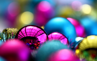 Colorful balls pile different shapes - colorful ball free wallpaper