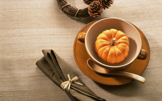 Small pumpkin cup saucer napkin - warm color free wallpaper