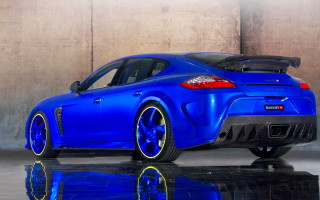 Blue sports car garage hood - a blue sports car free wallpaper