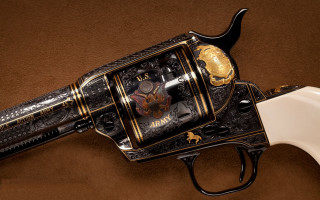 Gold black gun white handle - a gold free wallpaper