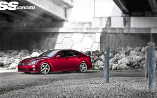 Red car bridge blackwhite photo - a bridge free wallpaper