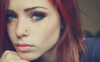 Red hair blue eyes nose - hand free wallpaper