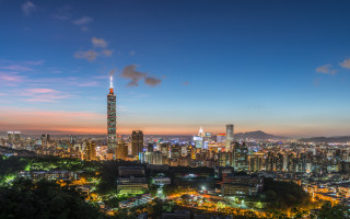 City skyline tower night pink - a pink sky free wallpaper