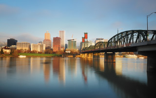 Bridge river city skyline tiltshift - a bridge over a river free wallpaper