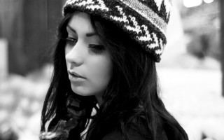 Serious woman longhair hat blackandwhite - canon 5 0 mm free wallpaper