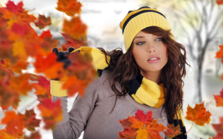Woman yellow hat scarf autumn - her neck free wallpaper