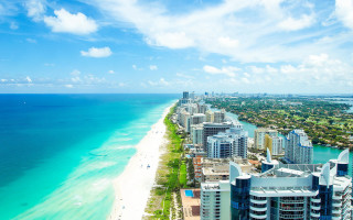 Tokyo beach cityscape blue sky - beautiful free wallpaper for desktop