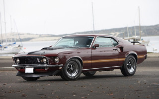 Maroon mustang brown stripe boat - dennis flanders free wallpaper